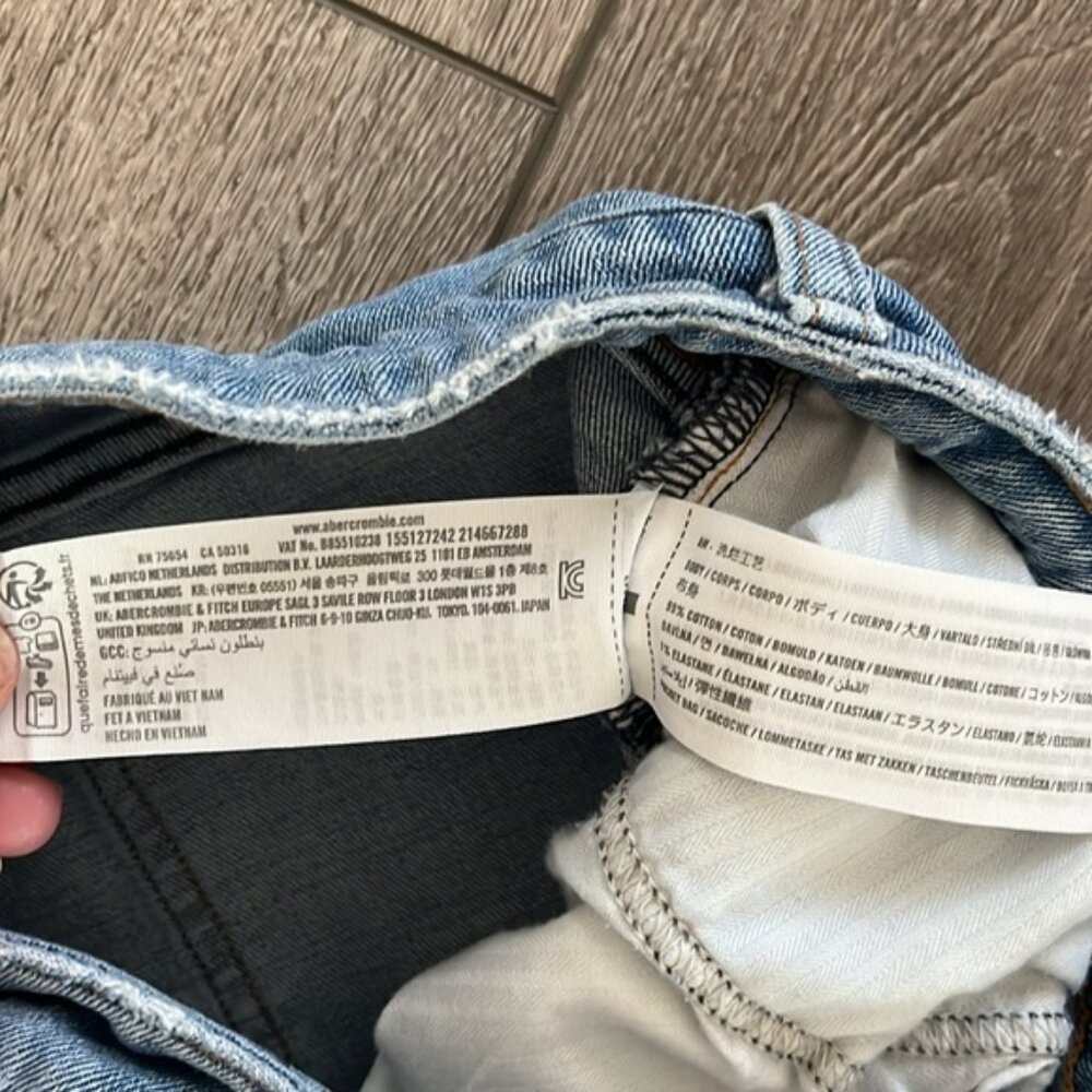 Abercrombie & Fitch The mom high rise jeans size 26 - Picture 4 of 5